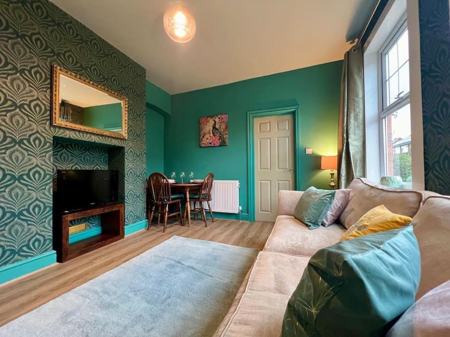 Apartamento The Rose- Grd Floor, 2-5 Beds, Smarttv, Uni, Tram, M250 Fibre Nottingham Exterior foto