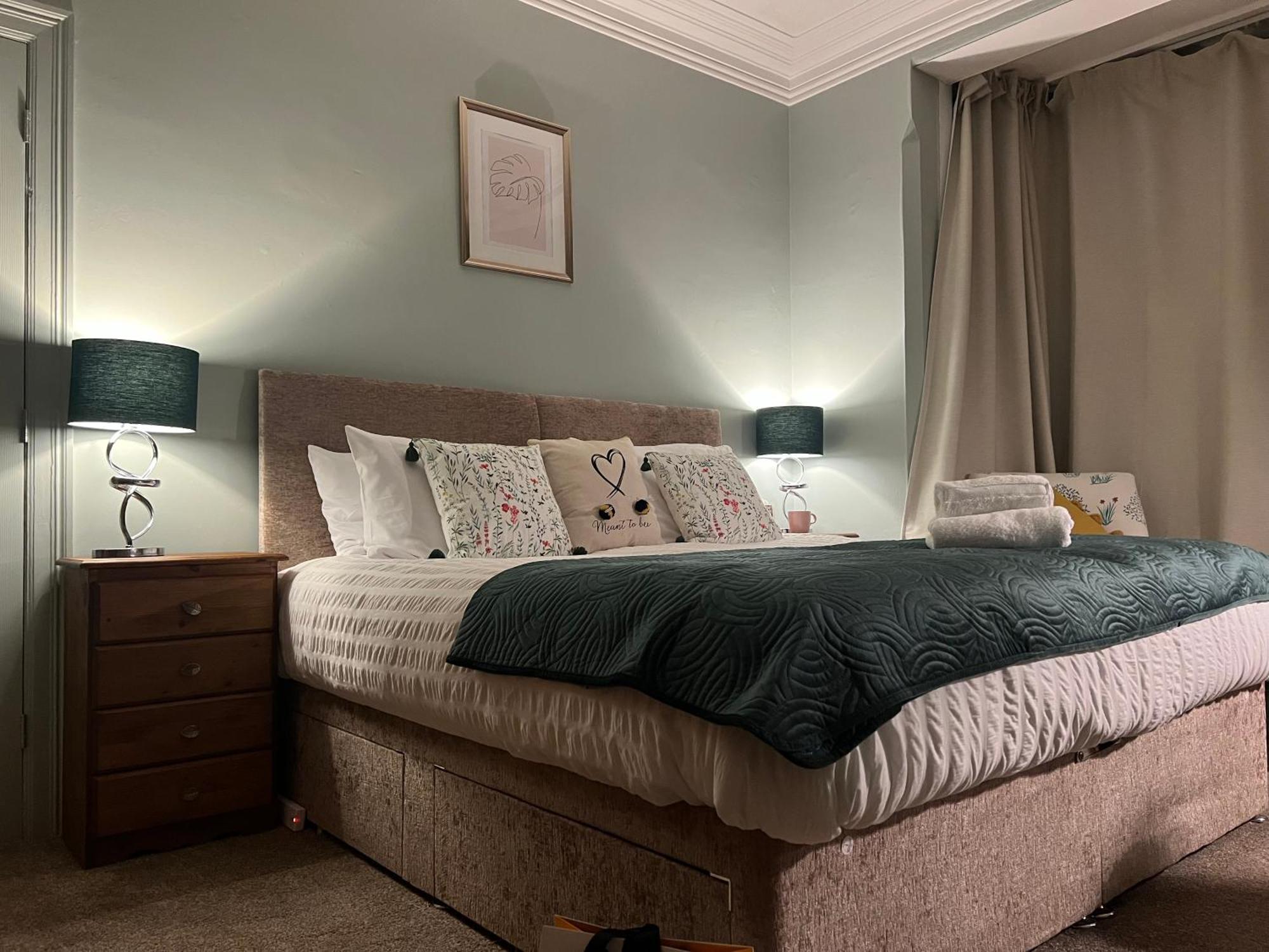 Apartamento The Rose- Grd Floor, 2-5 Beds, Smarttv, Uni, Tram, M250 Fibre Nottingham Exterior foto